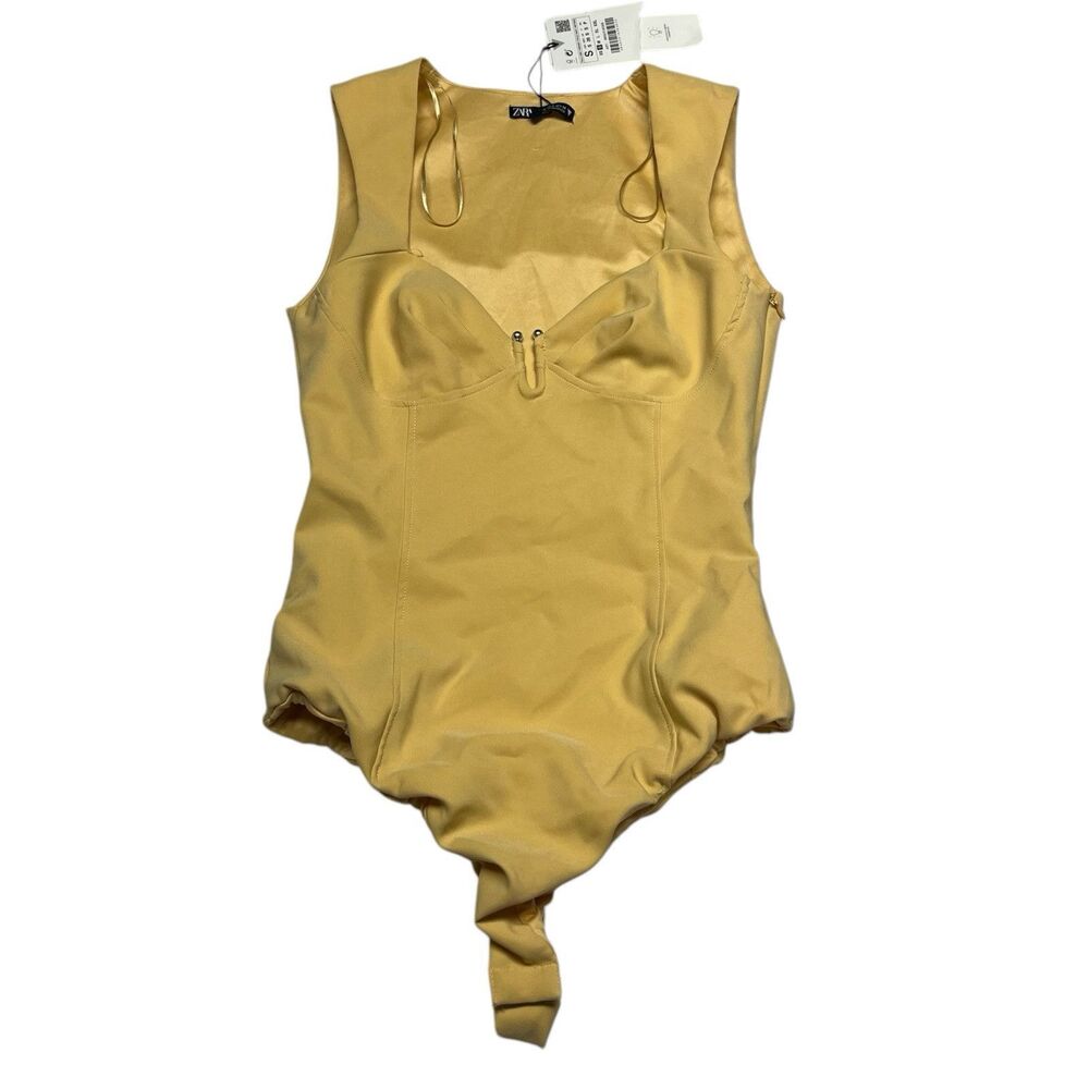 ZARA BODYSUIT YELLOW Sweetheart Neckline